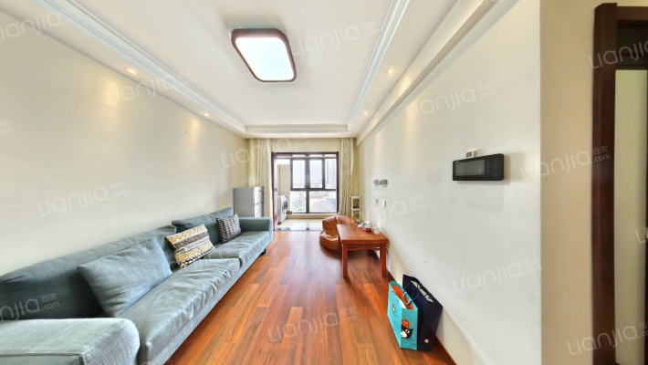 西安深国投中心二手房实景图