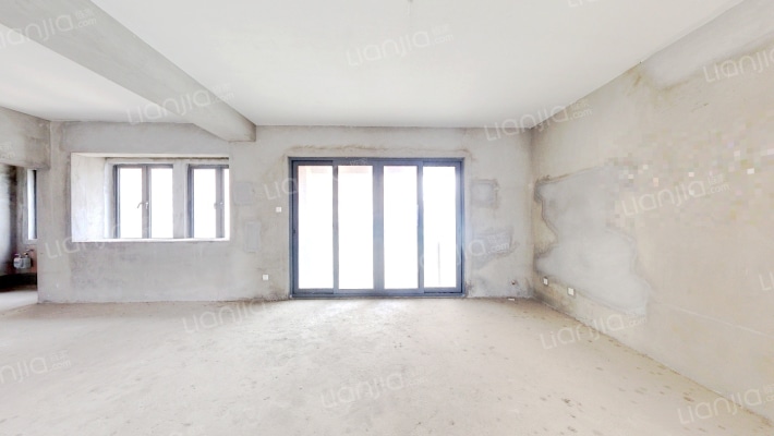 中联蓝天花园二手房实景图