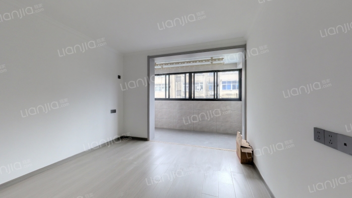 夹河中街二手房实景图