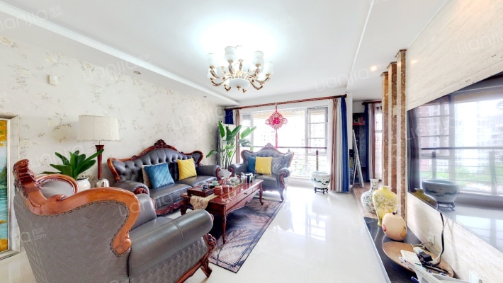 万科魅力之城三期二手房实景图