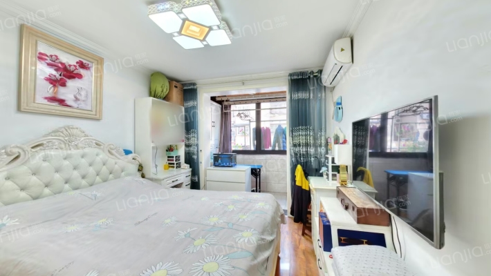 凤凰西街140号二手房实景图