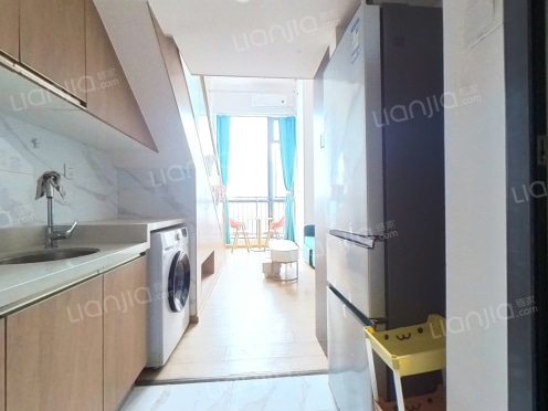 整租·北城红街 1室1厅 东南