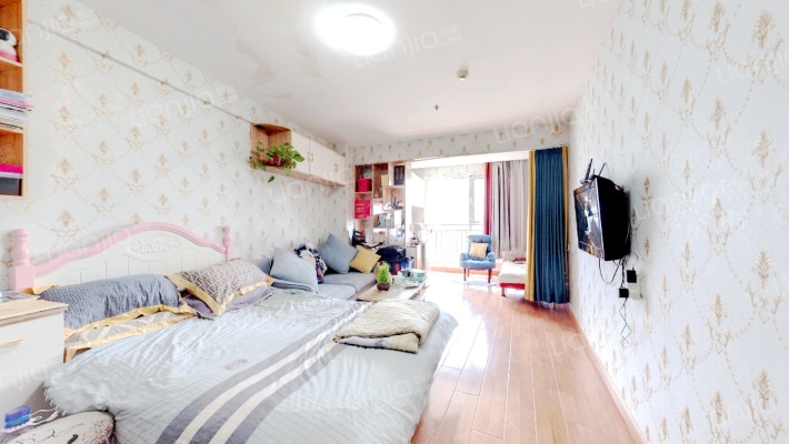 鸿鸢商务大厦二手房实景图