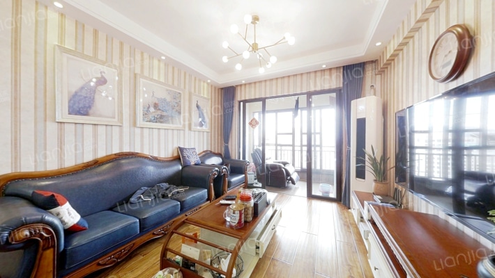 卓越东部蔚蓝海岸三期二手房实景图