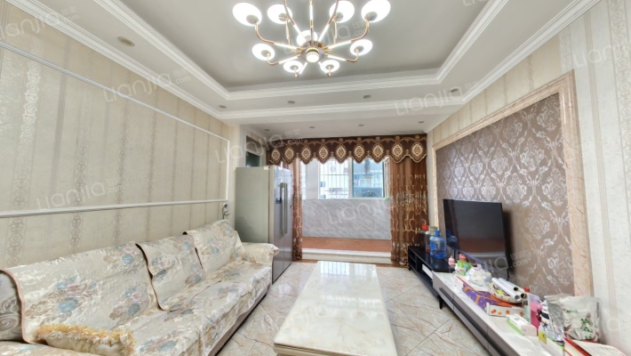 上游小区南区二手房实景图