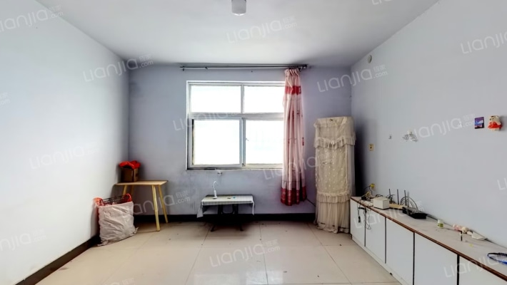 健康路二小家属院二手房实景图