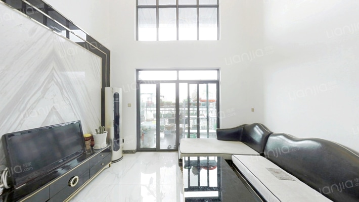 富景海派擎城二手房实景图