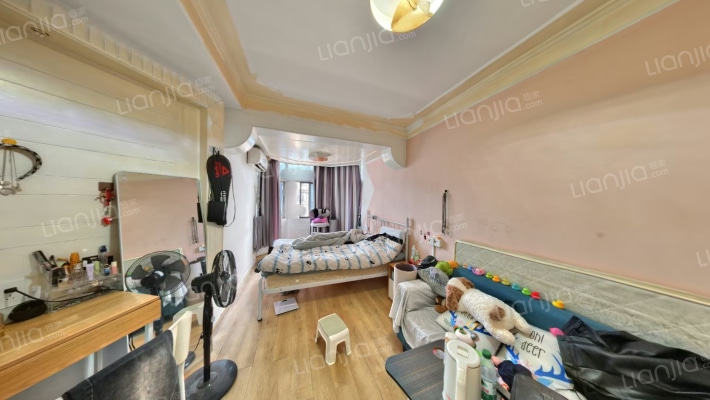 清江路82-4号二手房实景图