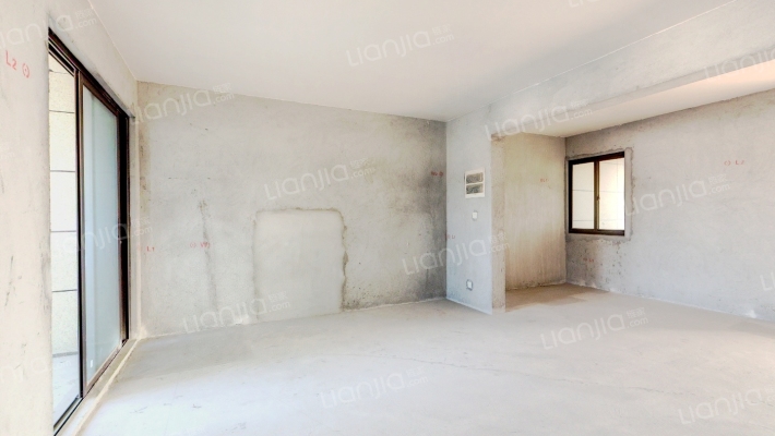 东润华庭二手房实景图