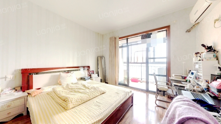 奥兰多小镇二手房实景图