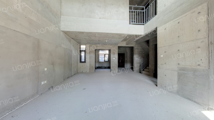 御河上院二手房实景图