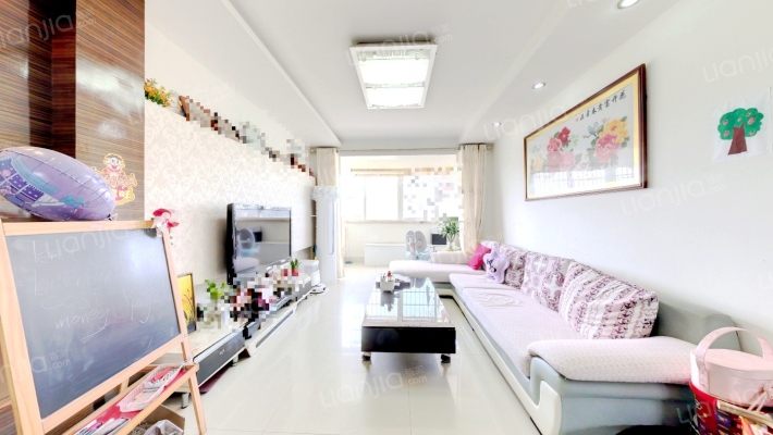 万佳花苑二手房实景图