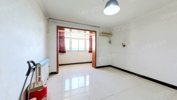 古城服务楼二手房实景图