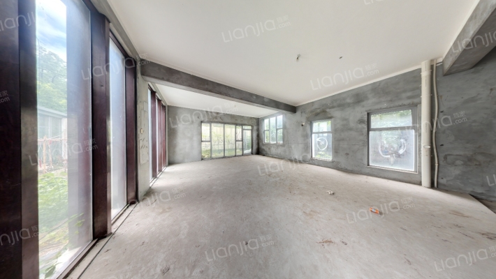 绿洲山语东区二手房实景图