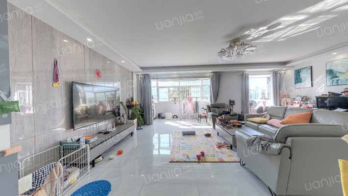 绿怡居二手房实景图