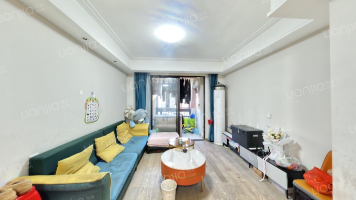 金地翡翠名苑二手房实景图