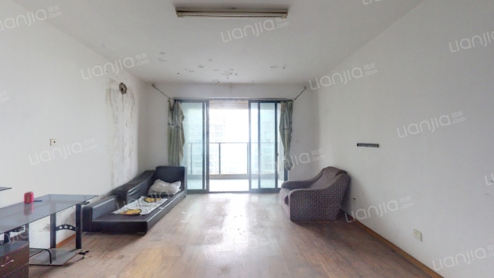 蓝庭国际二手房实景图