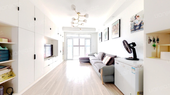 薇尼诗花园二手房实景图