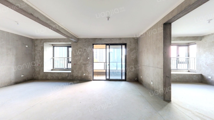 荷园二手房实景图