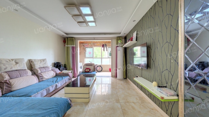 锦绣天下三期二手房实景图