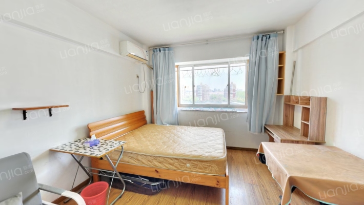 托乐嘉单身公寓二手房实景图