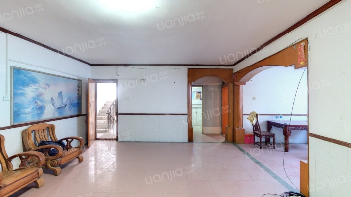 秀灵公寓二手房实景图