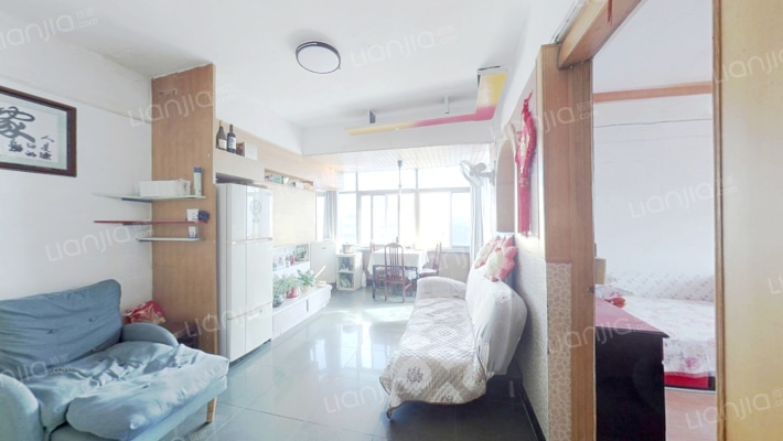 解放路67号二手房实景图