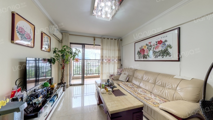 东田山畔华庭二手房实景图