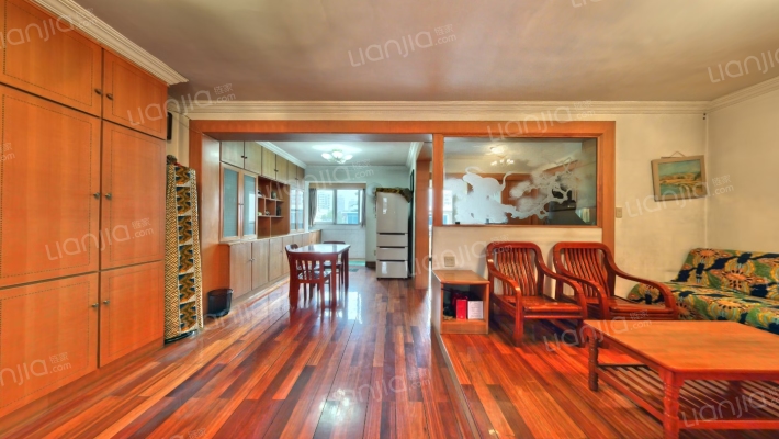 宏盛公寓社区二手房实景图