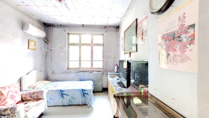 省艺校宿舍二手房实景图