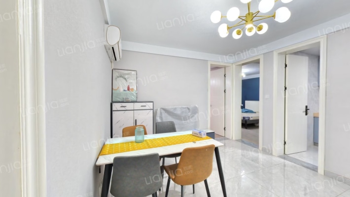 中兴路凤江住商楼二手房实景图