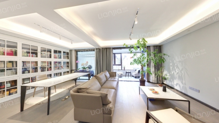 盛和九里香堤二期二手房实景图