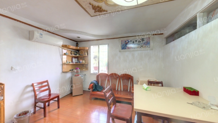 安庆交警湖心中路安全文明小区二手房实景图