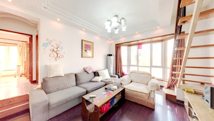 雨麓苑二手房实景图