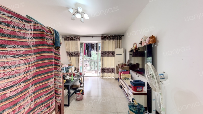 港韵新苑二手房实景图