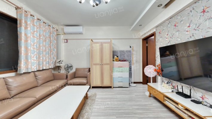 圣安卓国际公寓二手房实景图