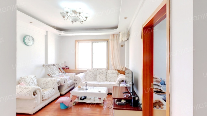 名贵山庄青年公寓二手房实景图