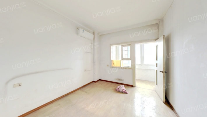 银杏公寓二手房实景图