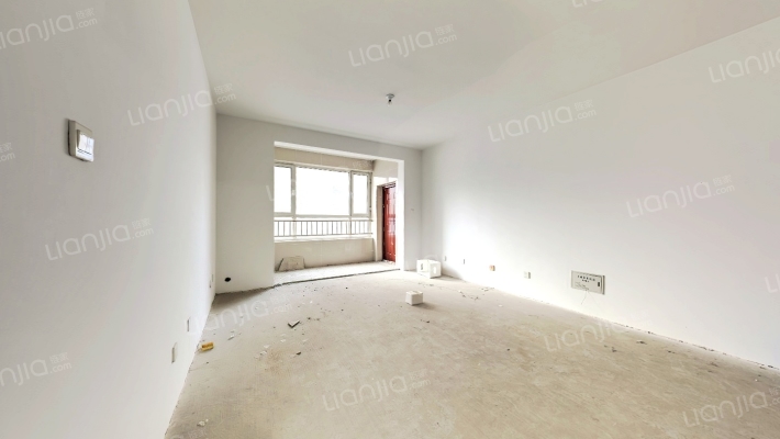 荣府二手房实景图