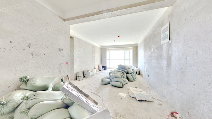 兴宇凤栖台二手房实景图