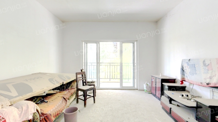 物华南苑B区二手房实景图