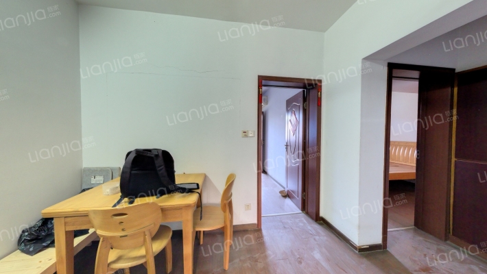 十一中教工宿舍二手房实景图