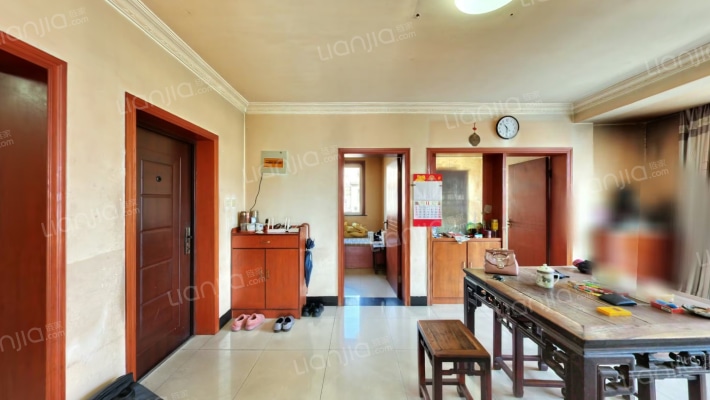 润洋中大街二手房实景图