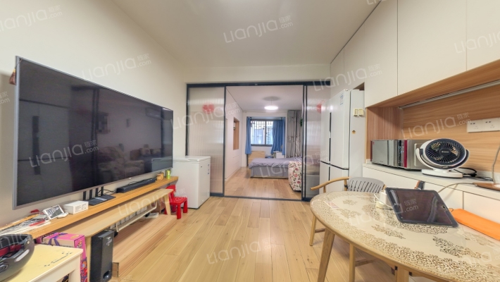 长江路410弄二手房实景图