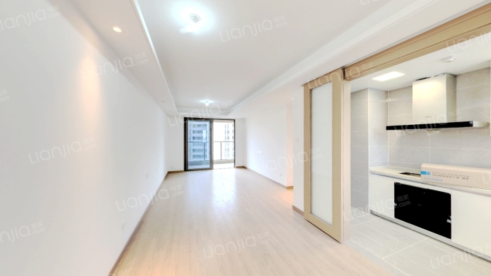 新力翡翠湾二手房实景图