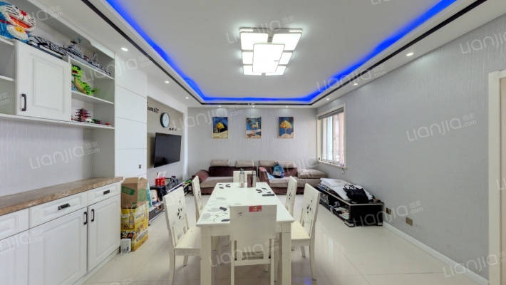 东方希尔顿二手房实景图