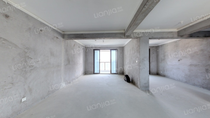 名瑞华府二手房实景图