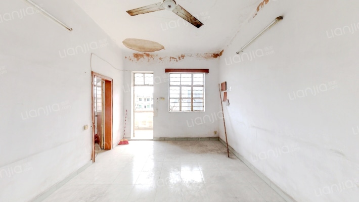 东正新河北路二手房实景图