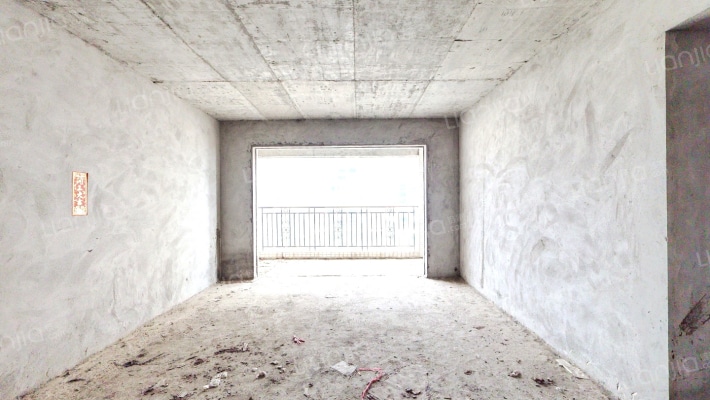 时代广场二手房实景图