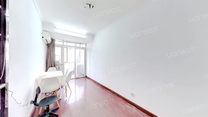 龙柏二村二手房实景图